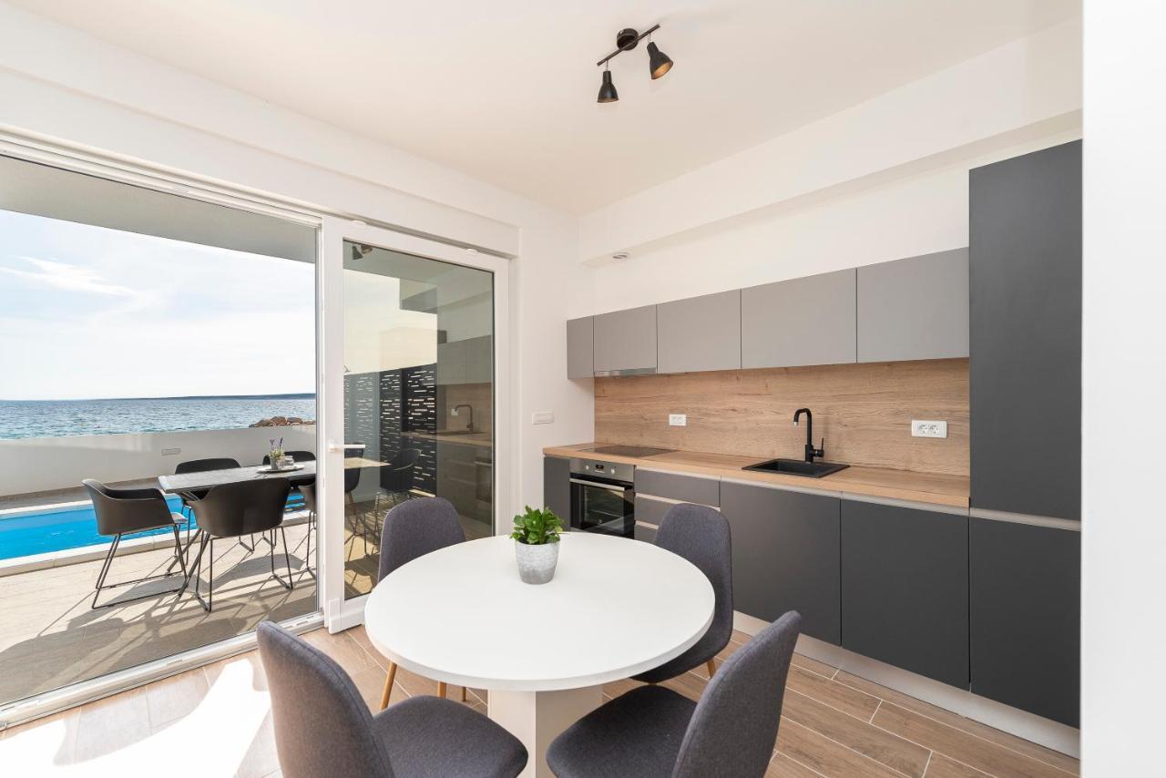 Villa Eni Apartments 1 만드레 외부 사진