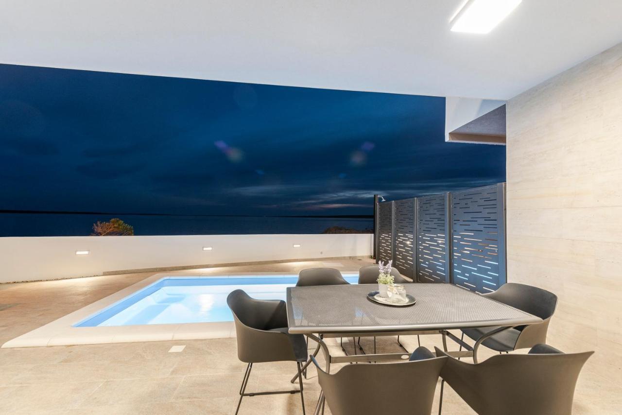 Villa Eni Apartments 1 만드레 외부 사진