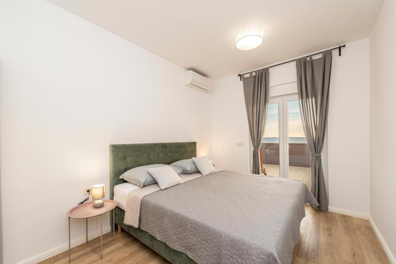 Villa Eni Apartments 1 만드레 외부 사진